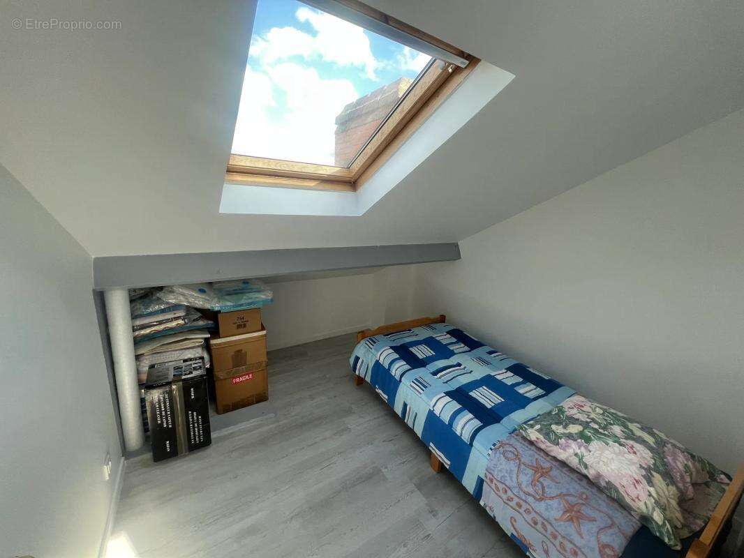Appartement à SARTROUVILLE
