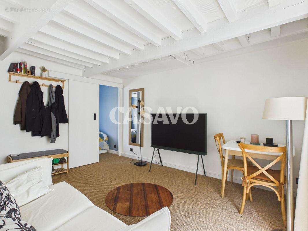 Appartement à PARIS-14E