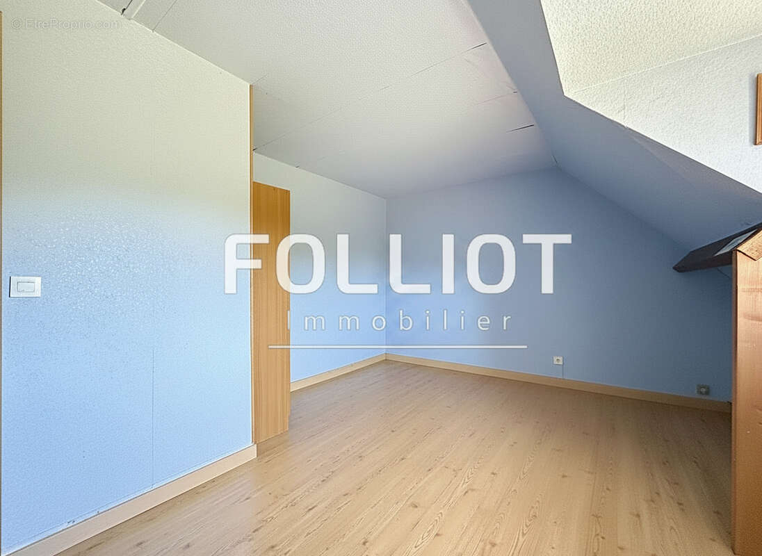 À vendre Maison Saint Planchers 7 pièce(s) 145 m2 - photo 12