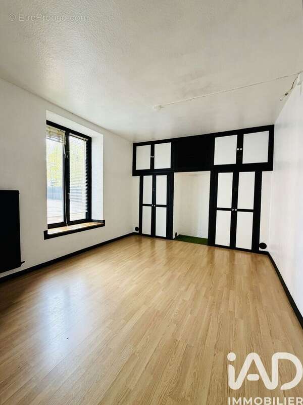 Photo 9 - Appartement à ARS-SUR-MOSELLE