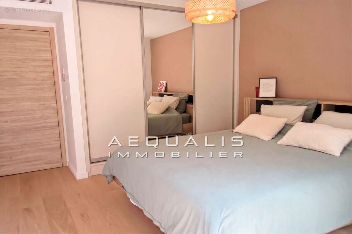 Appartement à EZE