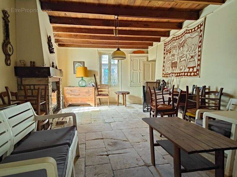 Maison à SAUZE-VAUSSAIS