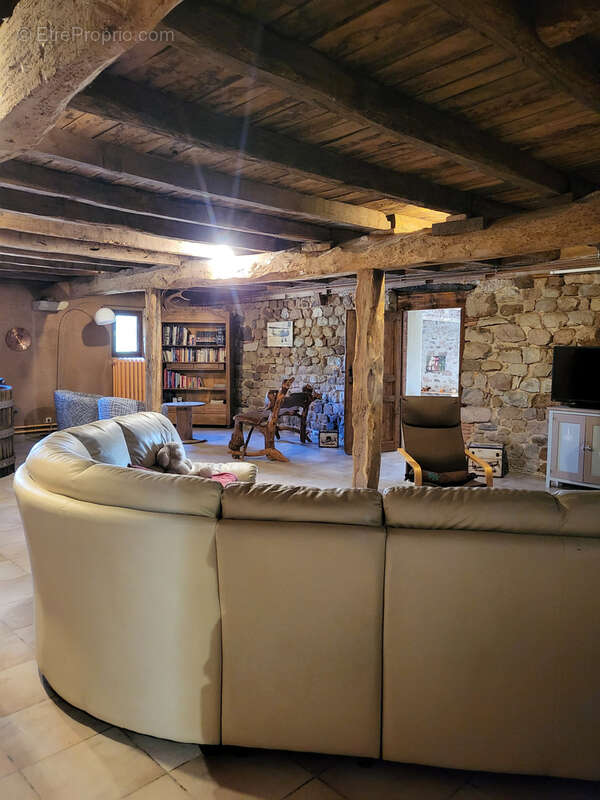 Maison à CASTELNAU-DE-MONTMIRAL