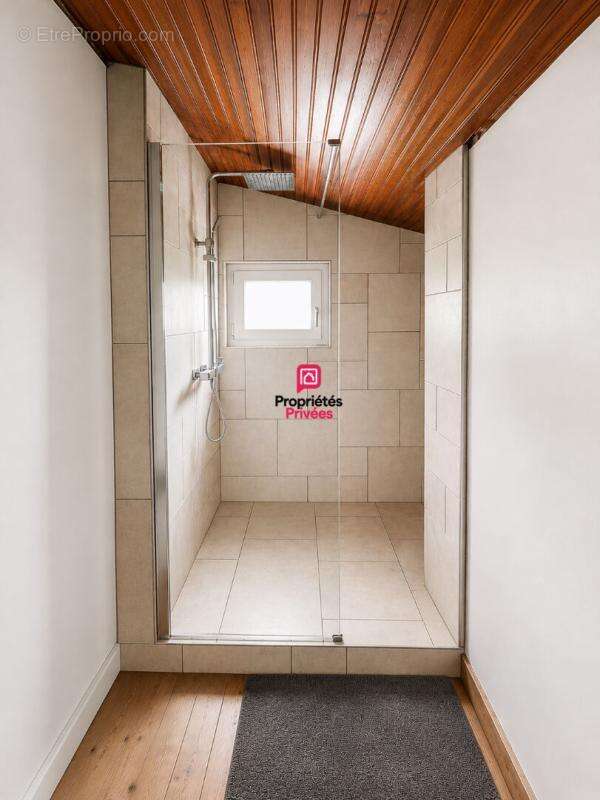 Maison en pierre 118 m² sur plus d'un hectare avec dépendances - photo 13