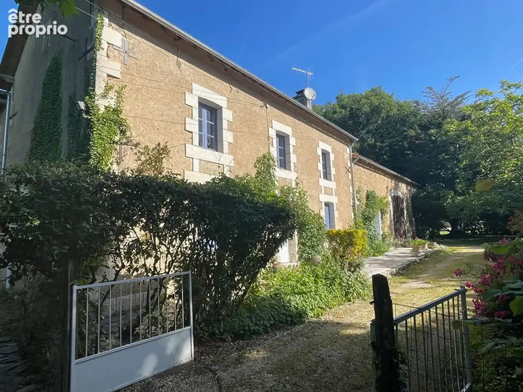 Maison à POUILLE