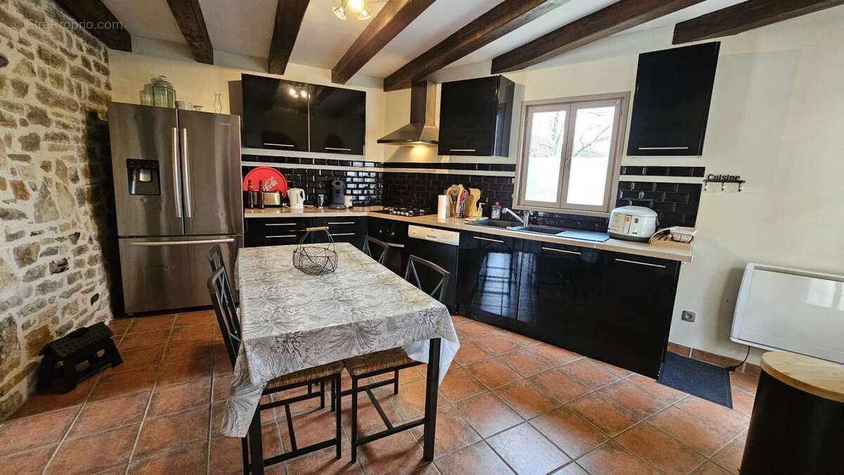 Maison à SALVAGNAC-CAJARC