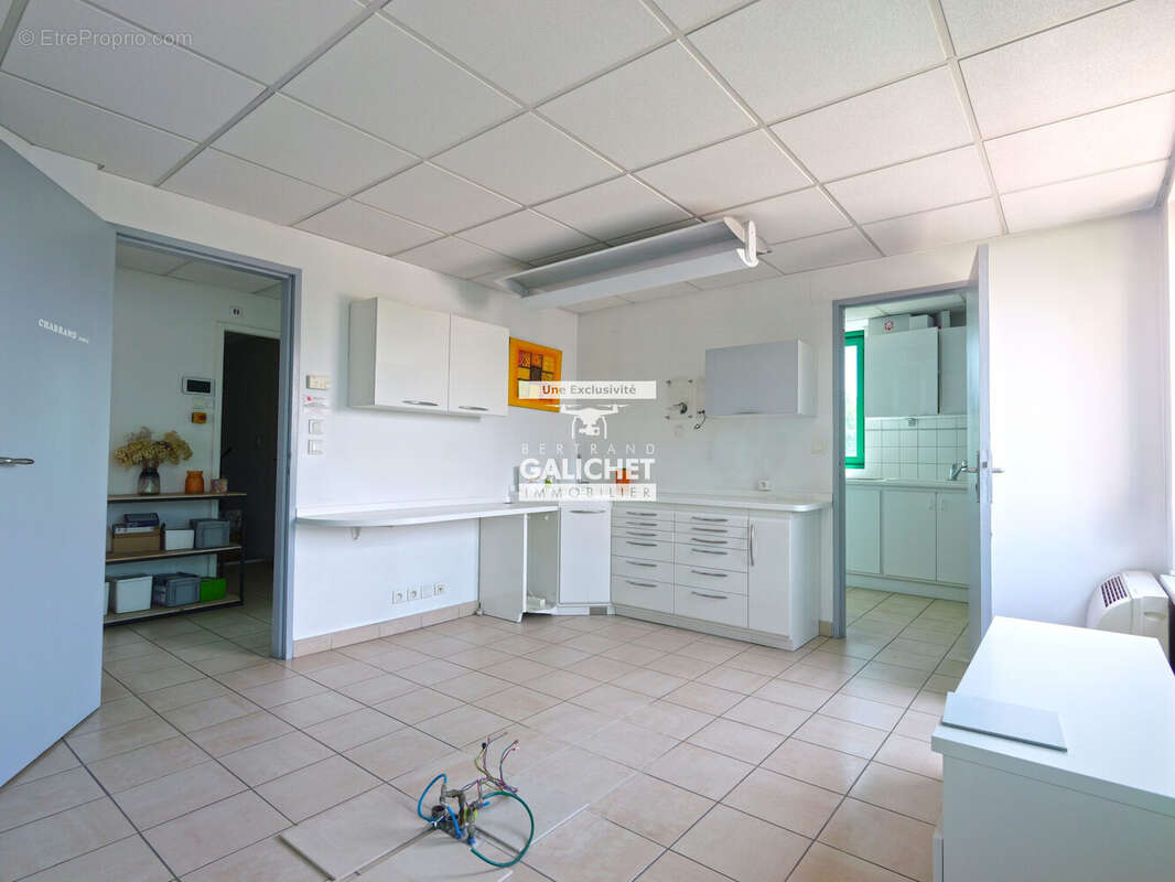 Commerce 62 m² à Gap  - photo 4