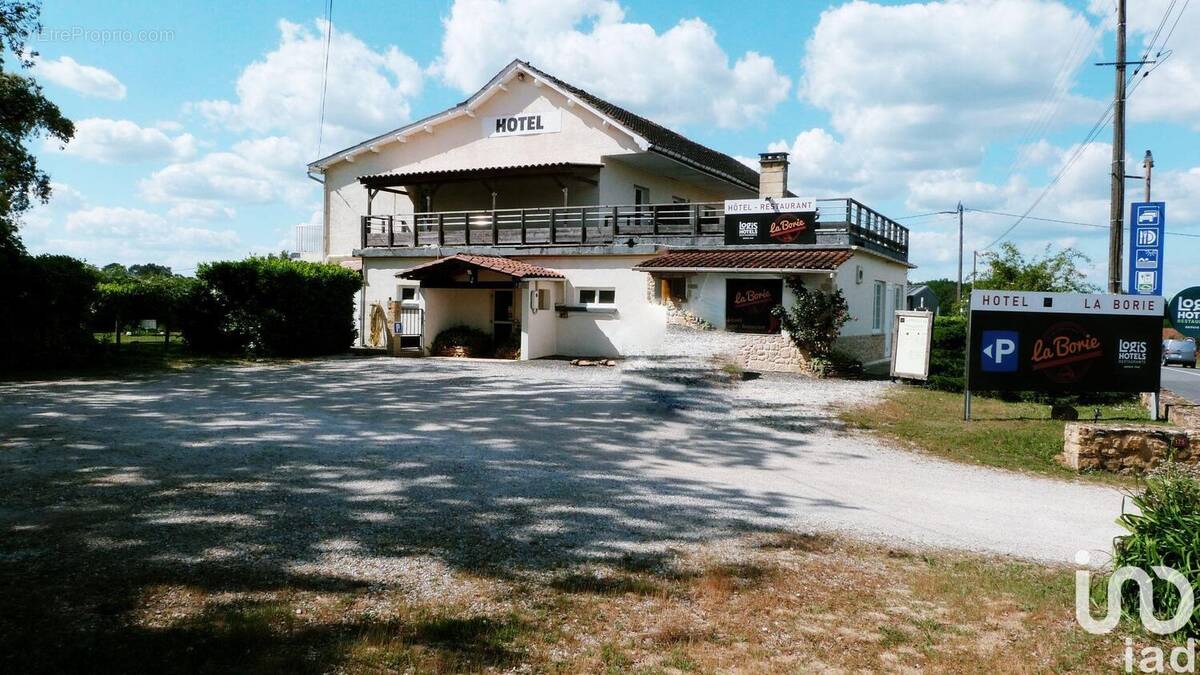 Photo 1 - Commerce à SAINT-GENIES