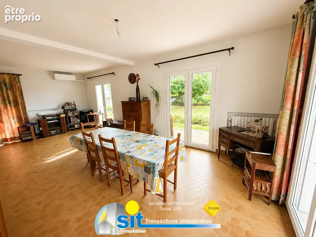 Maison traditionnelle offrant deux logements - photo 8