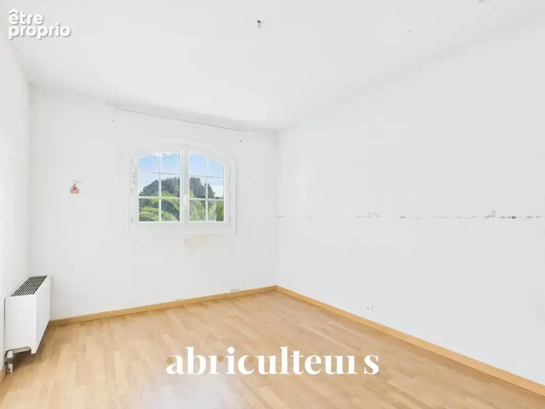 Villa mitoyenne 89m2 avec jardin, 3 chambres et accès piscine – Domaine sécurisé - en vente à Villeneuve-Loubet (06270) - photo 12