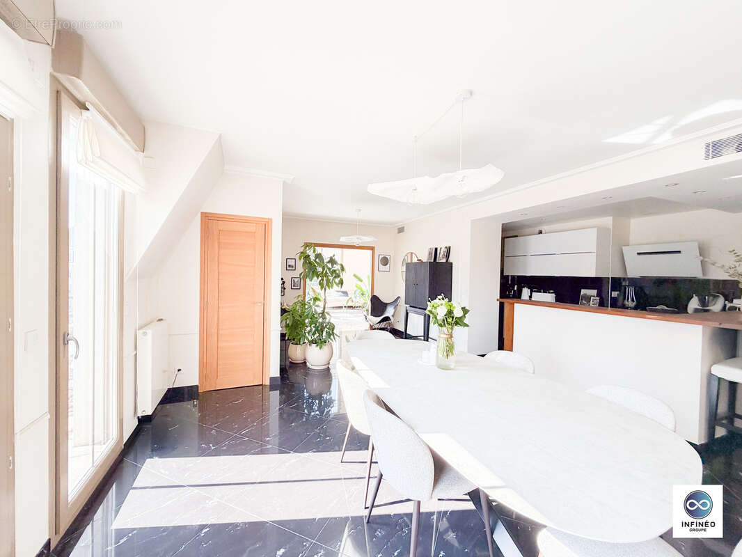 Appartement à LE PLESSIS-ROBINSON