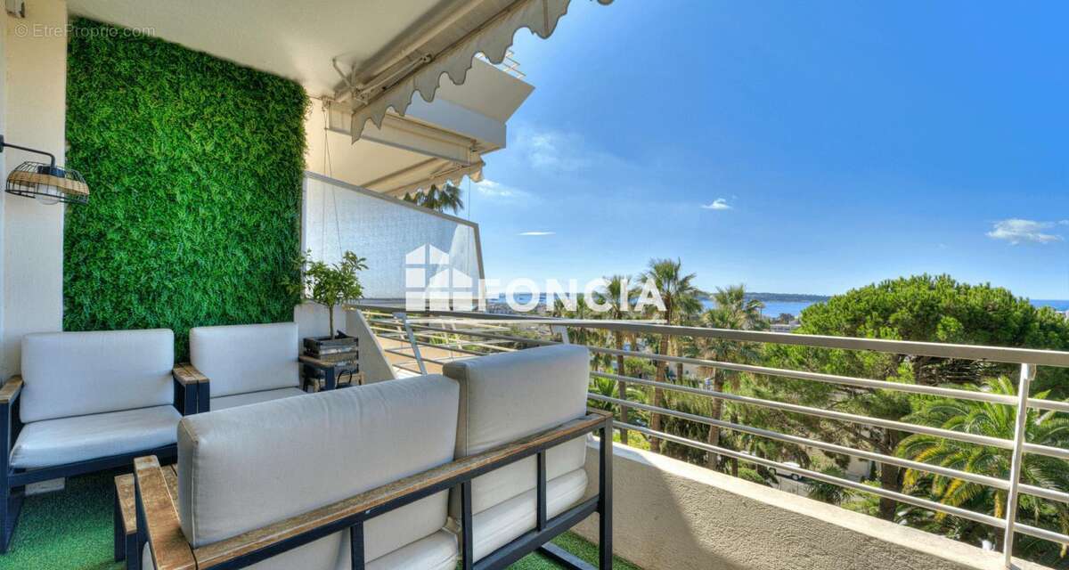 Appartement à CANNES