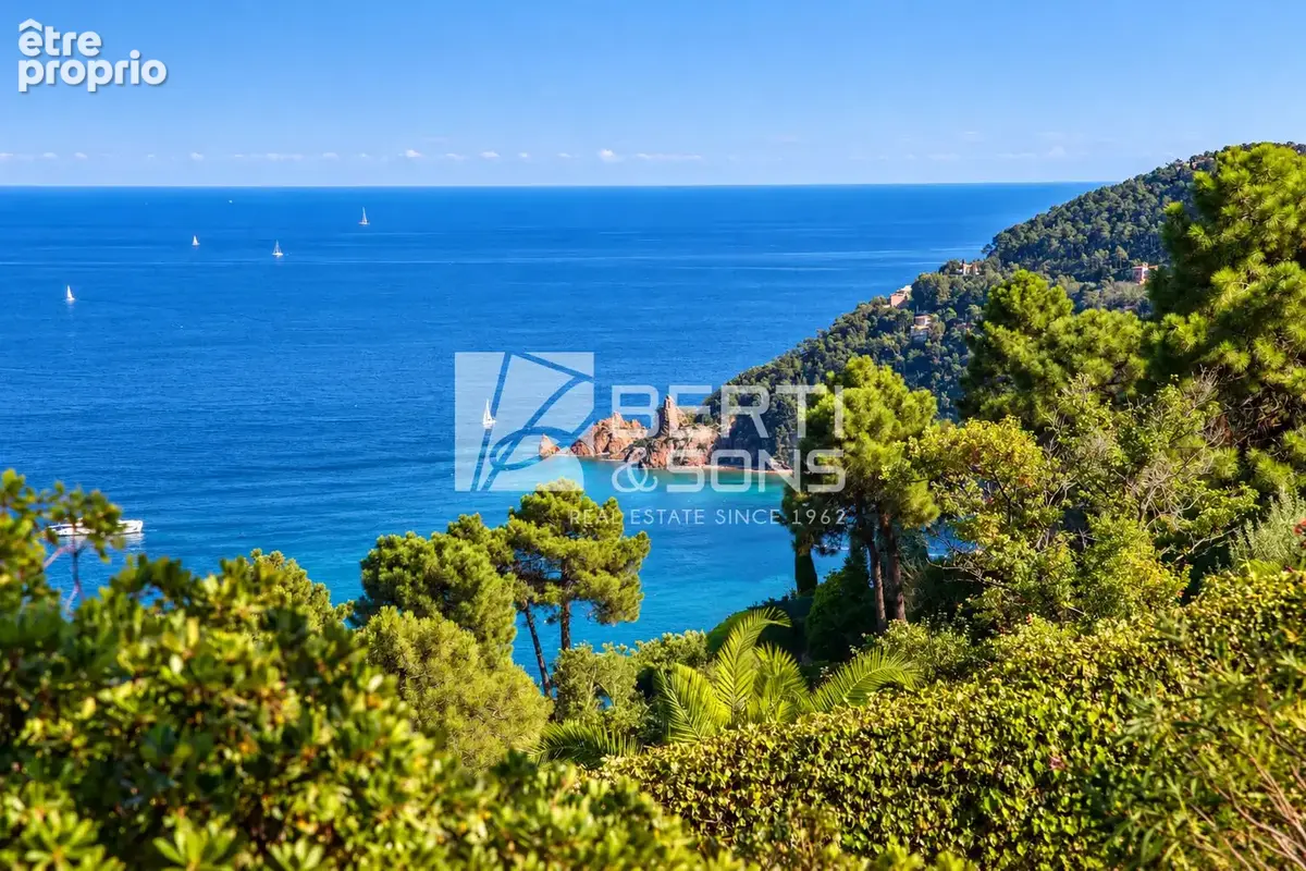 Théoule-sur-mer, propriété de caractère avec vue panoramique à 300° sur la mer et l'estérel - photo 17
