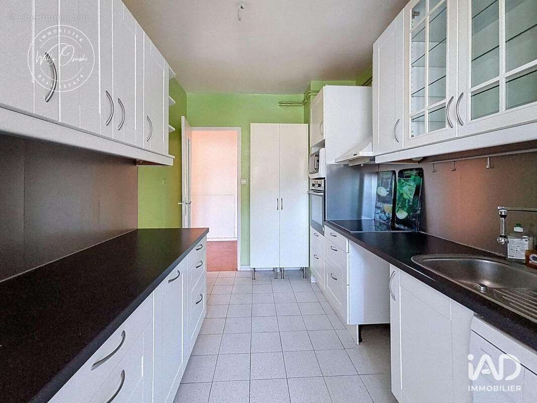 Photo 8 - Commerce à TOULON