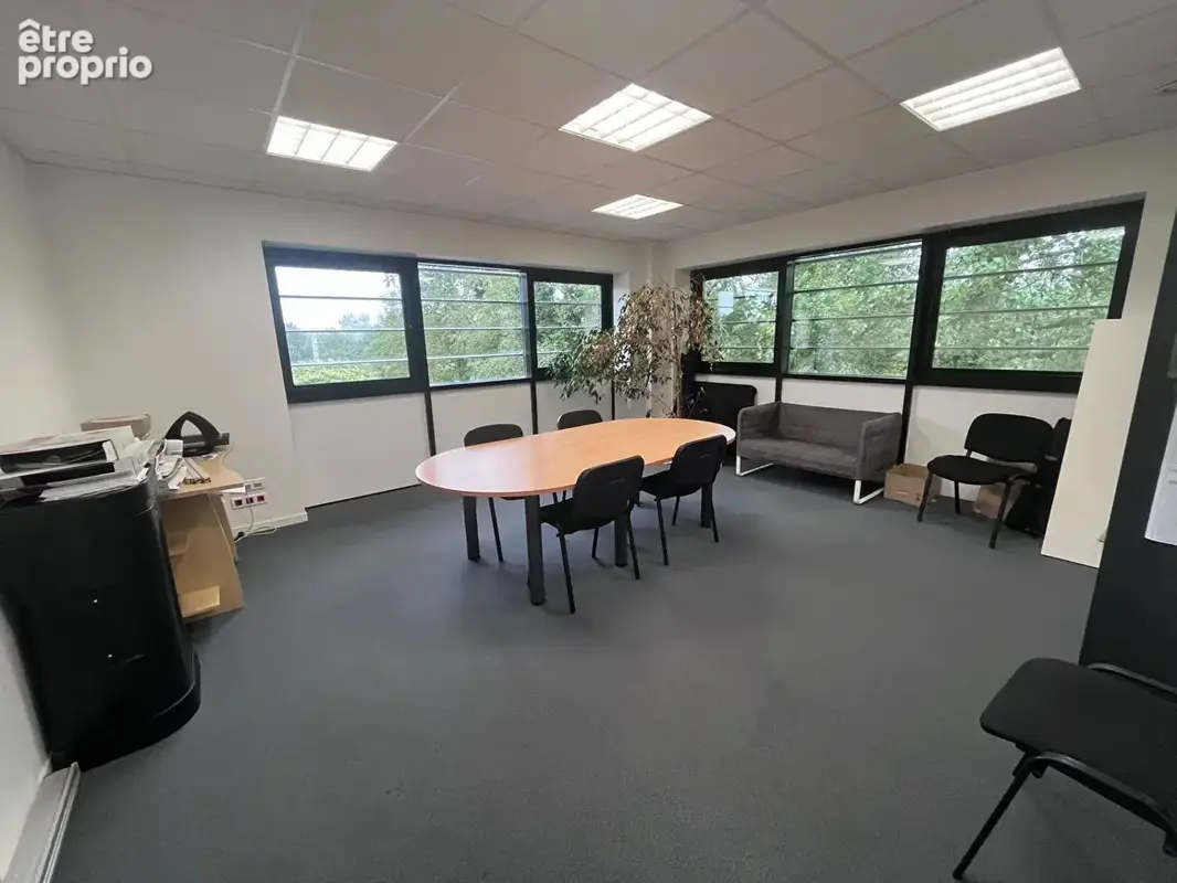 A vendre / a louer - gouesnou - bureaux de 229 m² - photo 6