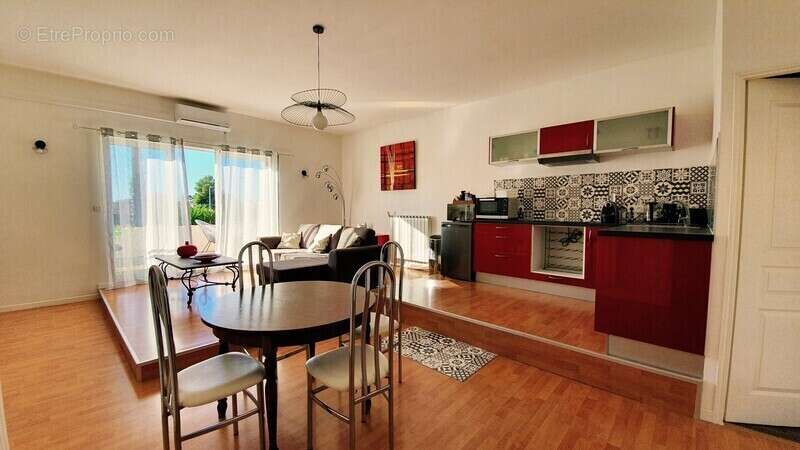 Grande maison renovee avec appartement t2 independant et piscine - photo 13