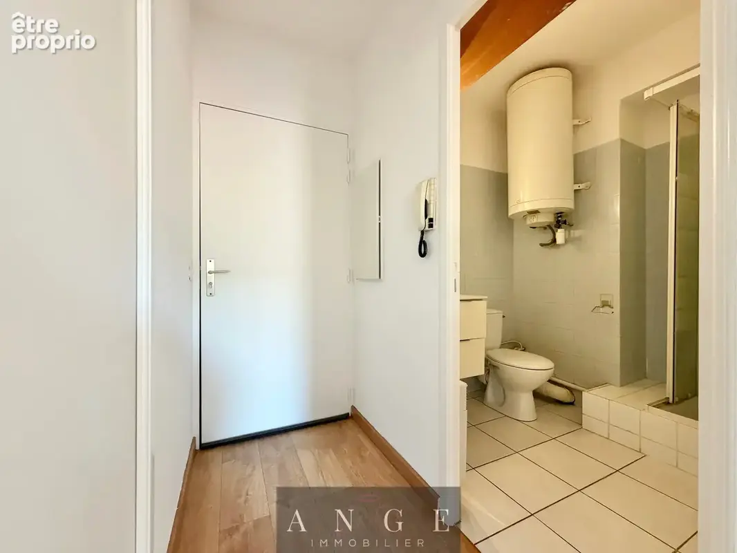 Appartement t2 - 34m2 - dernier etage -centre ville - la farlede - photo 9