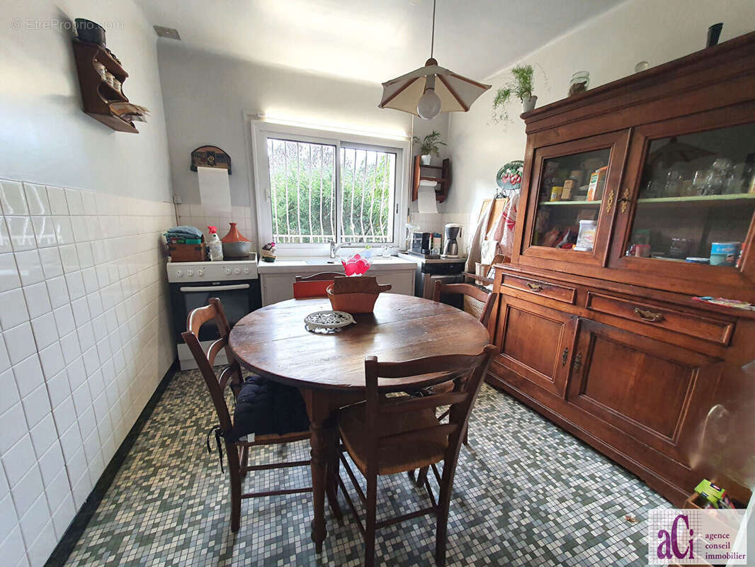 Maison à L&#039;HAY-LES-ROSES