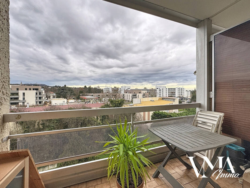 Appartement à CHAMPAGNE-AU-MONT-D'OR