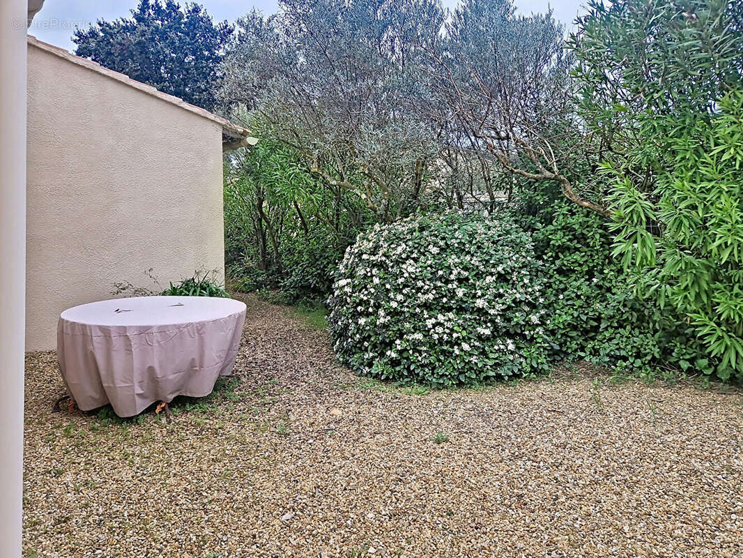 Maison à LES ANGLES