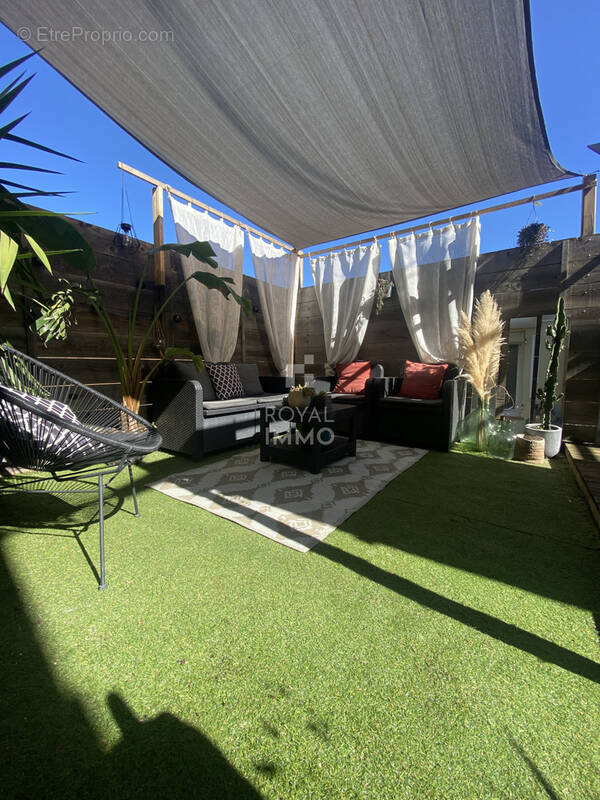 Appartement à HYERES