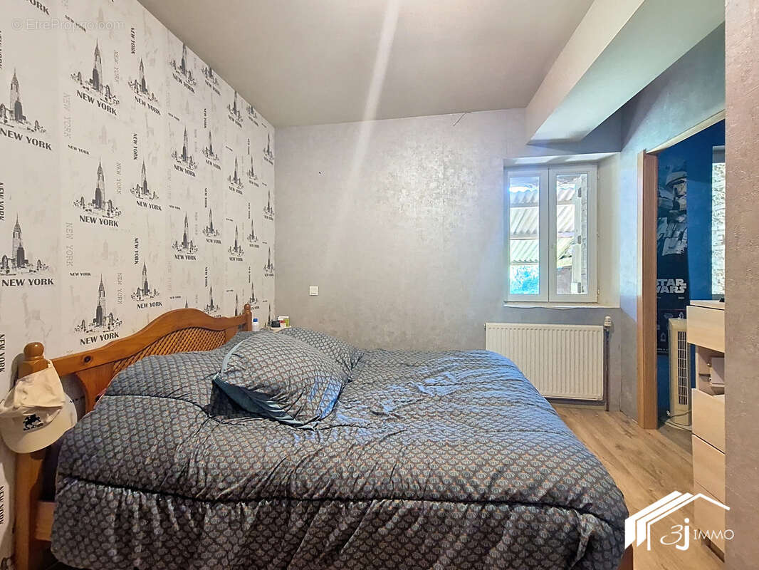 Maison à LE CASTERA