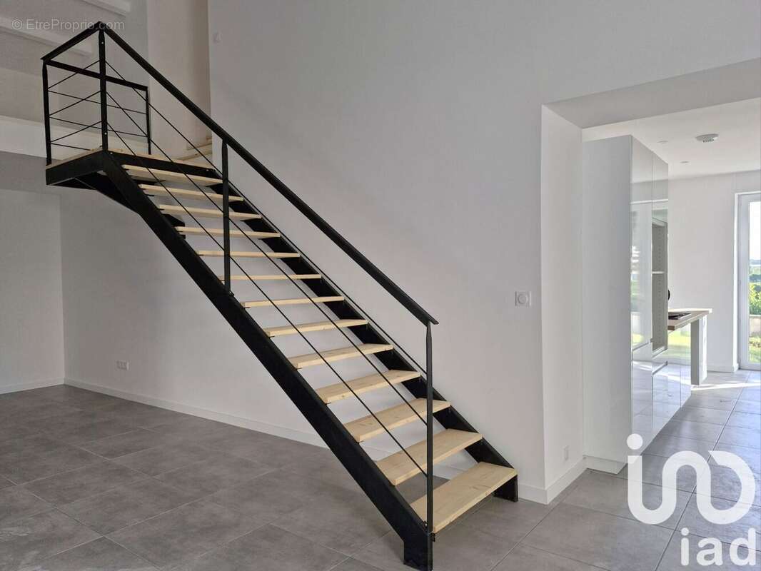 Photo 8 - Maison à MEDIS