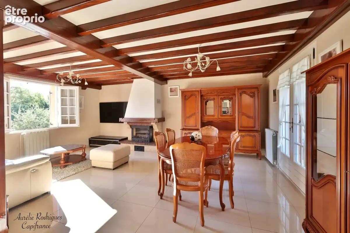 Maison à vendre 7 pièces CHATILLON SUR CHALARONNE (01) - photo 4