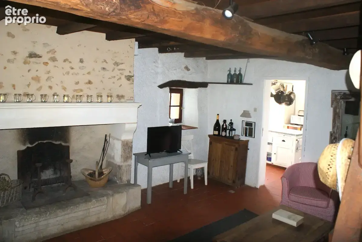 A VOIR. Belle maison en pierre de 4 chambres avec dépendances et vues sur terrain d'environ 2811m2 - photo 30