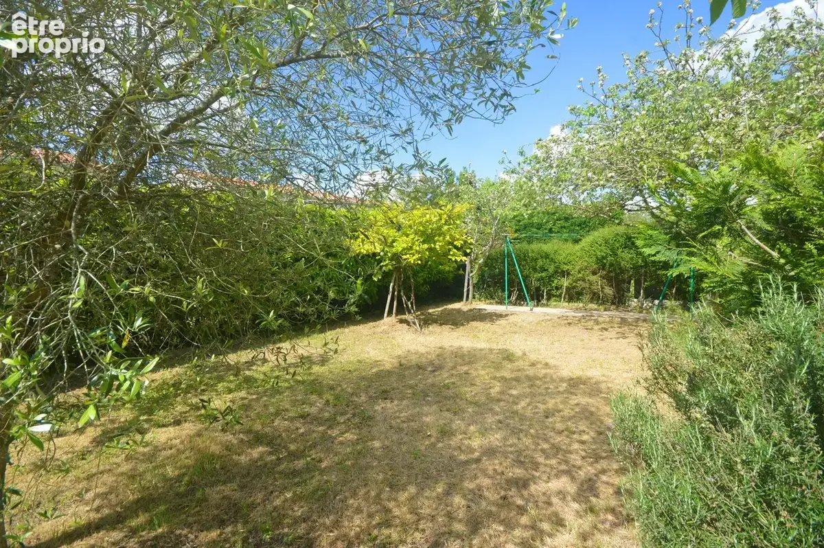 Maison 86 m² à Saint-Georges-De-Didonne  - photo 9