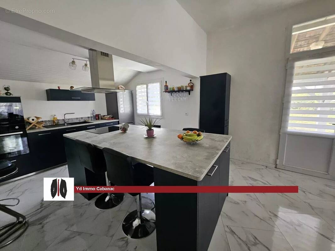 Maison à CABANAC-ET-VILLAGRAINS