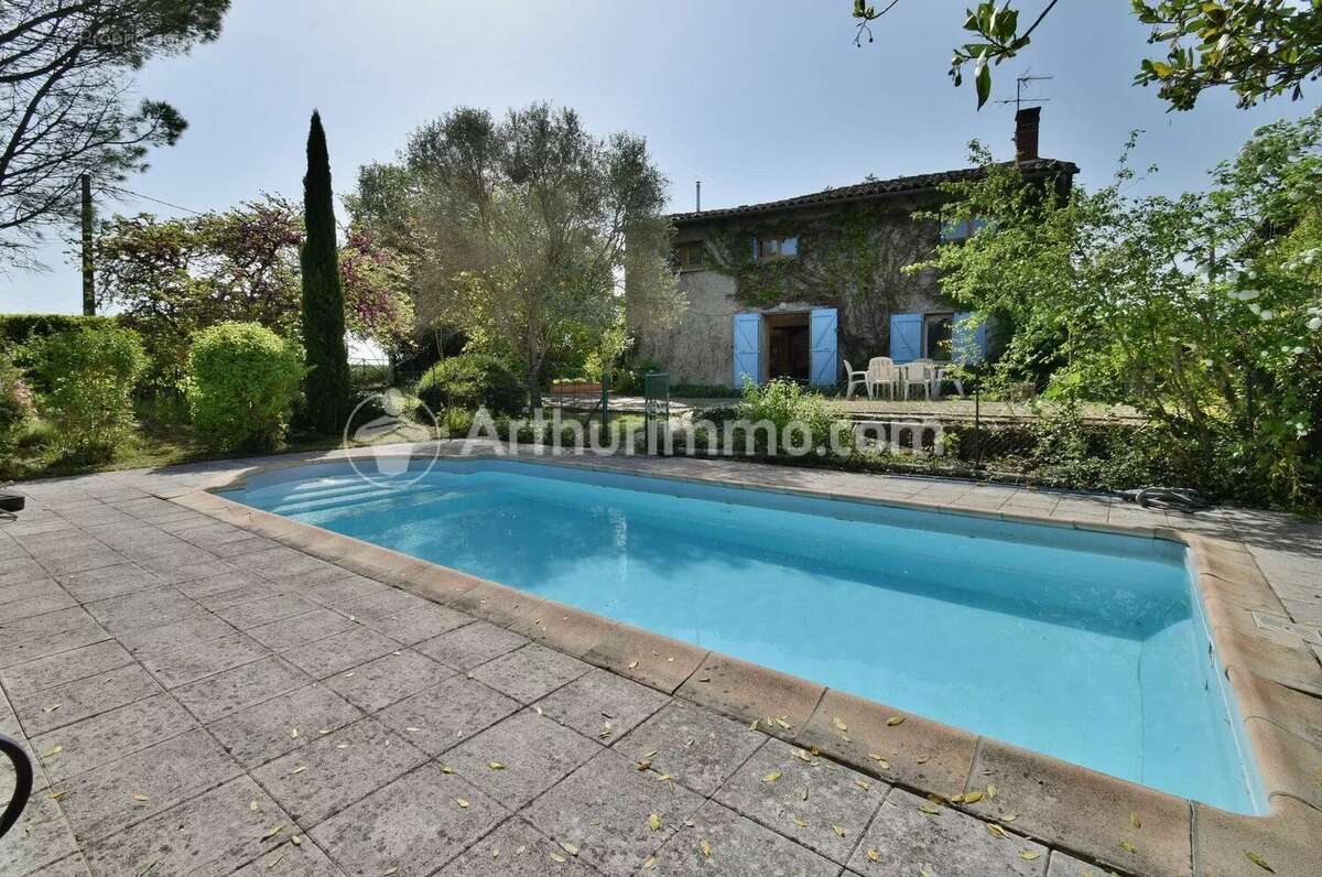 Maison à SAINT-JEAN-LHERM