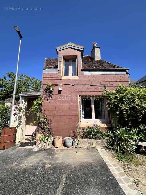 Maison à LA CHARITE-SUR-LOIRE