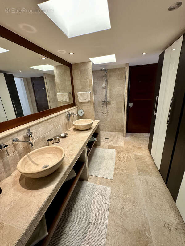 Maison à CAPESTERRE-BELLE-EAU