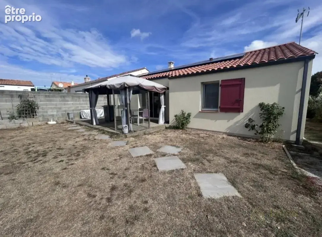 Maison 78 m² à Saint-Reverend  - photo 2