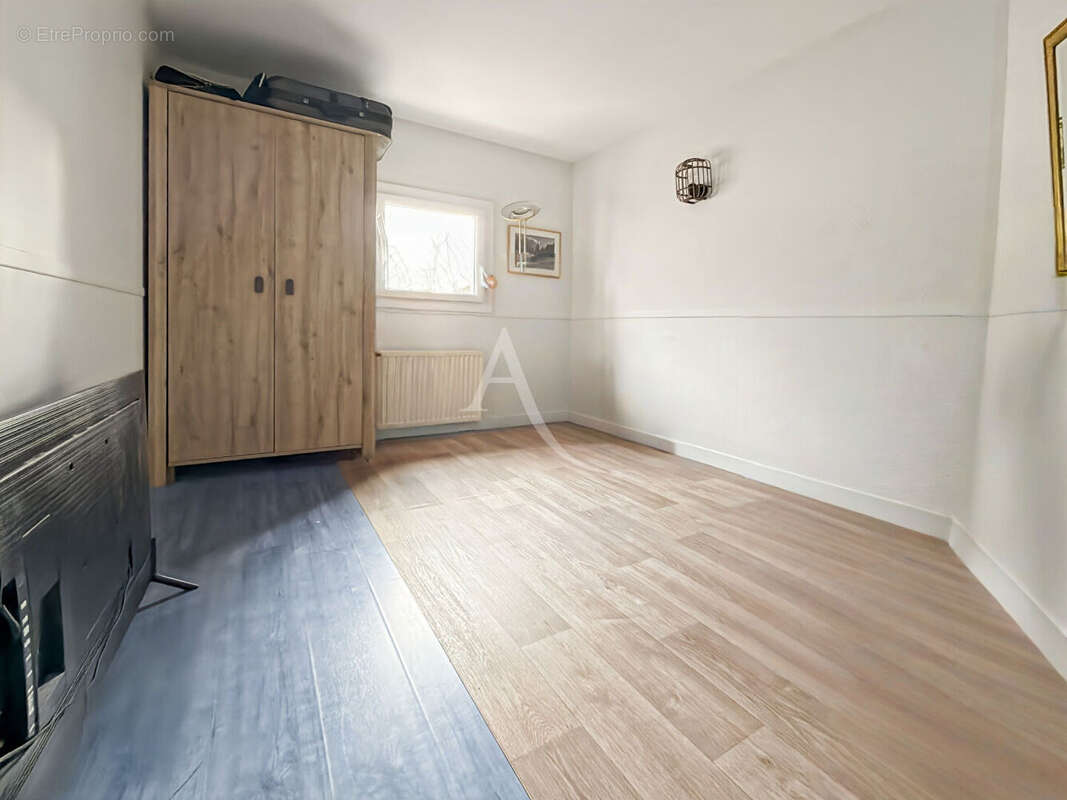 Appartement à JOUY-LE-MOUTIER