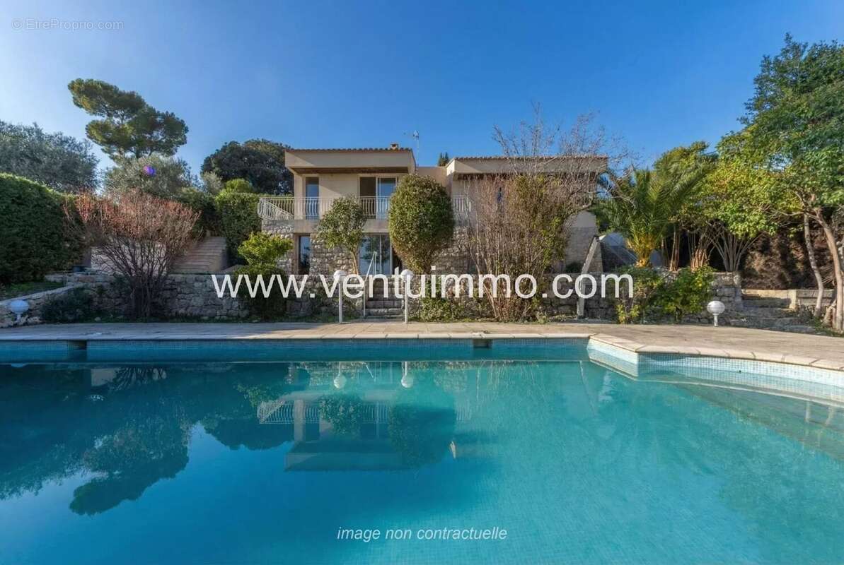 Maison mitoyenne de 110 m² avec piscine à Mougins - photo 13