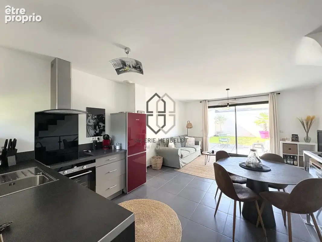 Jolie maison moderne et fonctionnelle - photo 4
