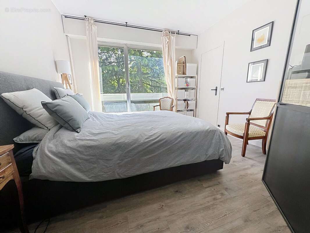 Appartement à GARCHES