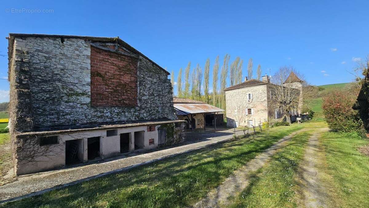 Maison à CASTELNAU-DE-MONTMIRAL