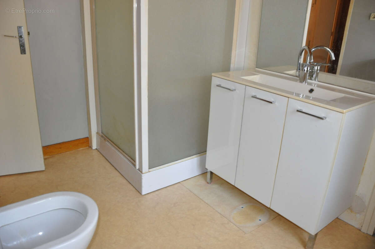 Jolie petite maison de plain-pied, 1 chambre, terrain de 246 m2 - photo 9