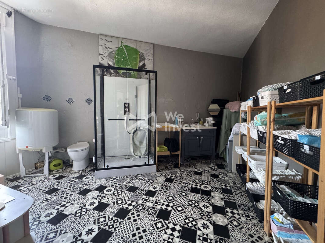 Appartement 225 m² à Vendin-Le-Vieil  - photo 8