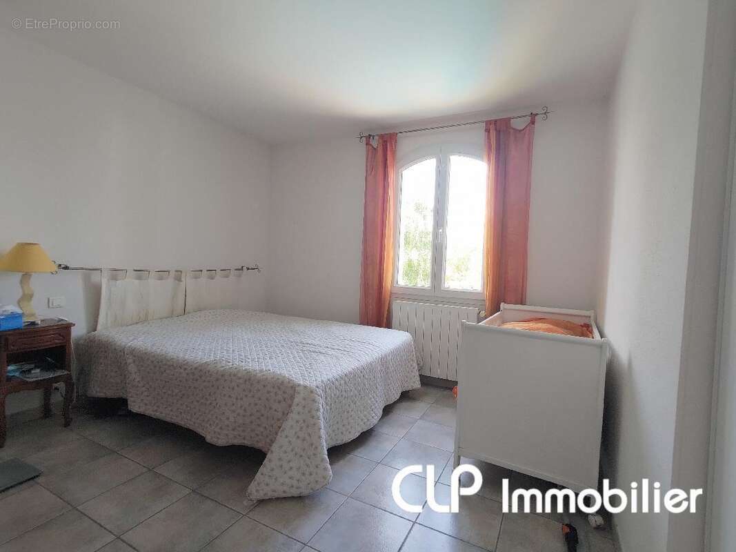 Maison 141 m² à Montelimar  - photo 6