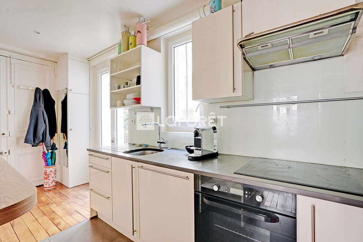 Appartement à PARIS-15E