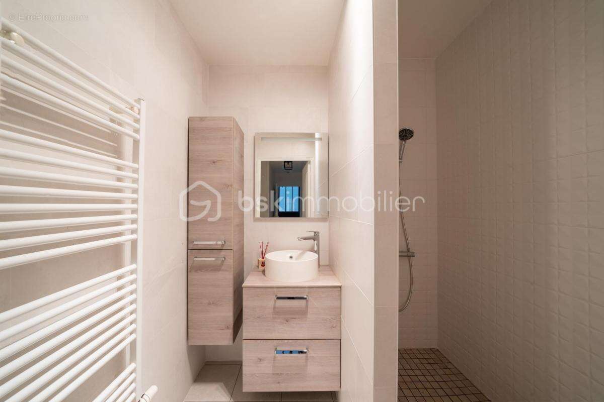 Appartement à LA RICHE