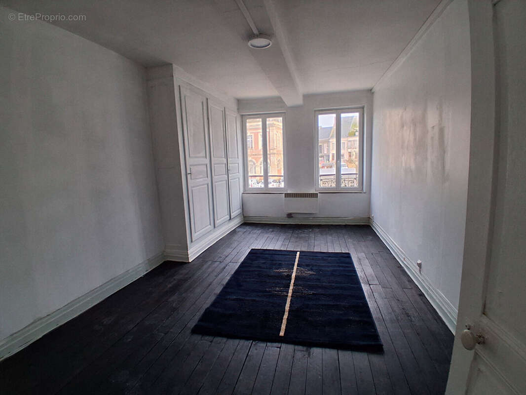 Commerce à MONTCORNET