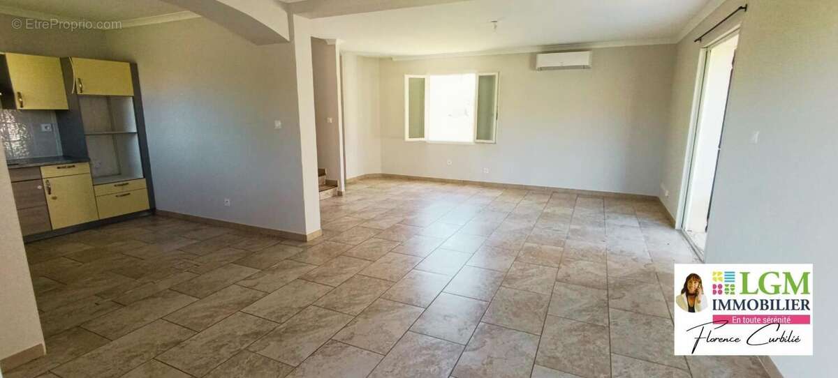 Villa 4 pièces avec garage sur un terrain de 688m² au bout d'une impasse - photo 9