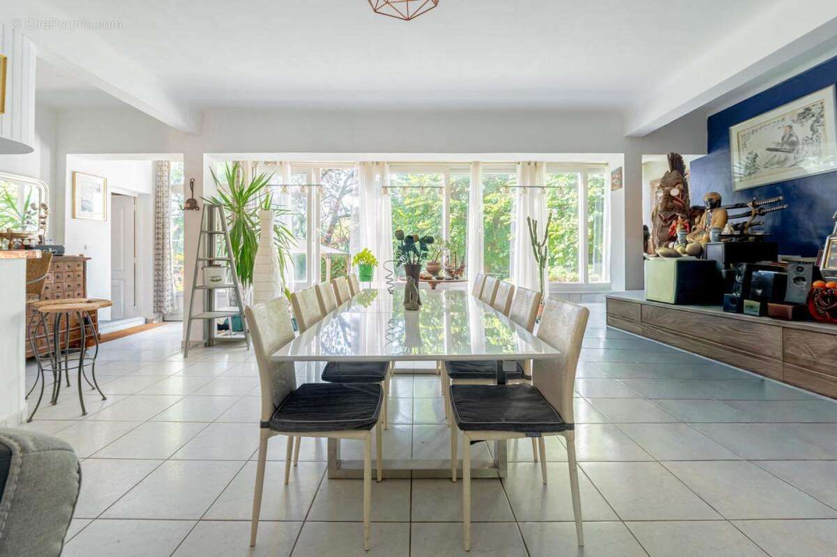 Maison à SOISY-SUR-SEINE