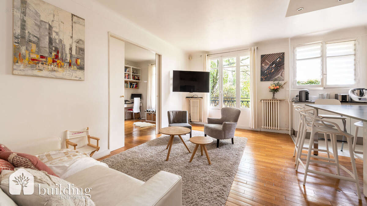 Appartement à NEUILLY-SUR-SEINE