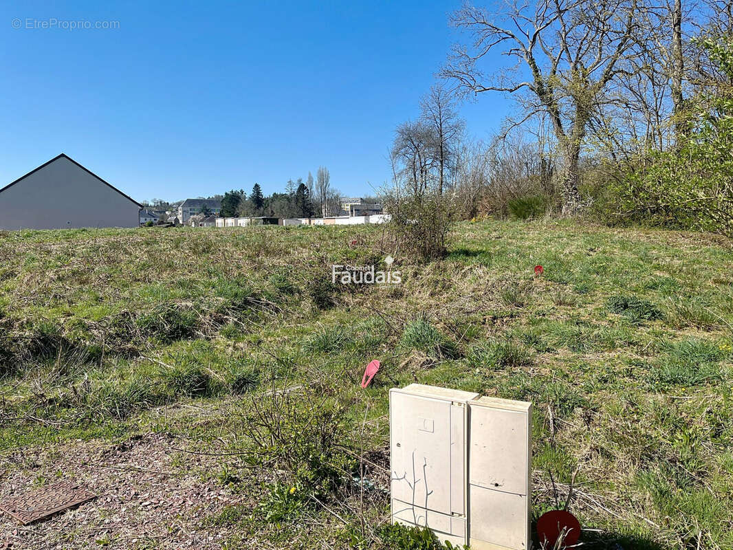 Terrain 438 m² à Coutances  - photo 3